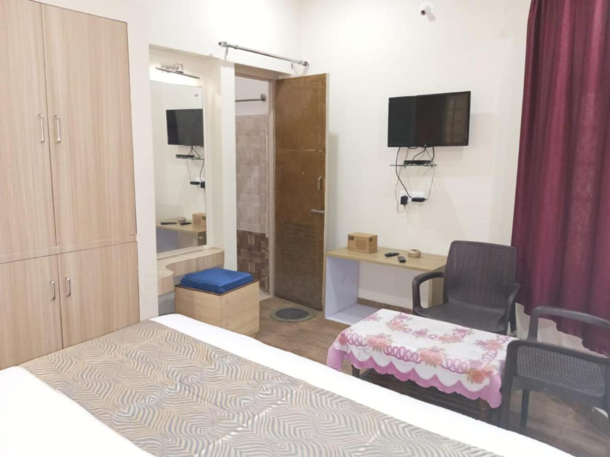 Chandan Resort Пури Екстериор снимка